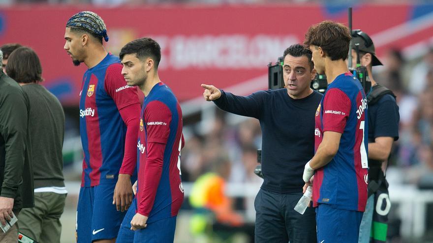 Xavi dice adiós al FC Barcelona: el mensaje oculto tras la despedida de Pedri a su entrenador