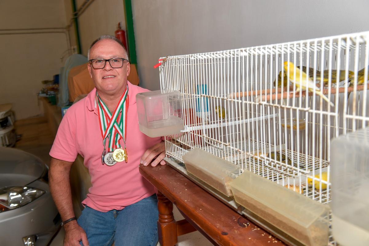 Los canarios de Germán López quedaron en las primeras posiciones en un concurso mundial de canto