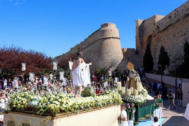 La procesión del Santo Encuentro de Ibiza, en imágenes