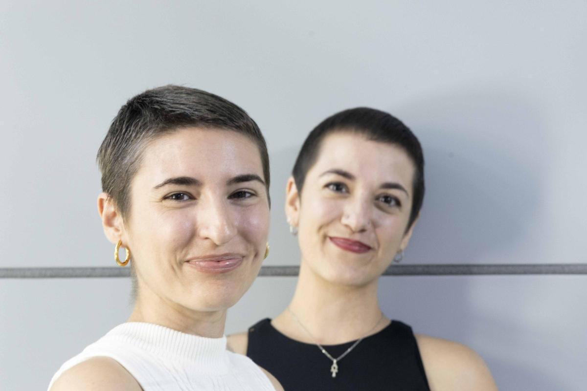 Nerea y Amanda, jóvenes de Alicante con cáncer de mama, cuentan su experiencia sin perder la sonrisa