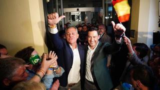 El PP logra el vuelco en Sevilla de la mano de Vox y por la división de las izquierdas