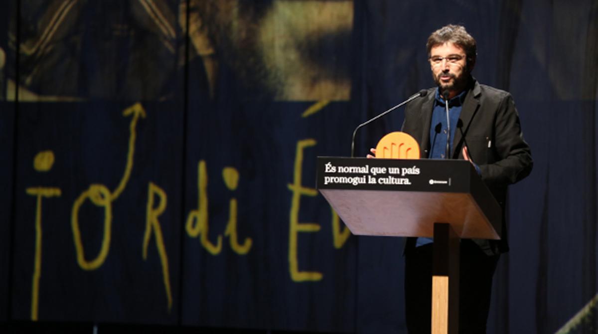 Jordi Évole, Premio Òmnium de Comunicació en la Nit de Santa Llúcia.
