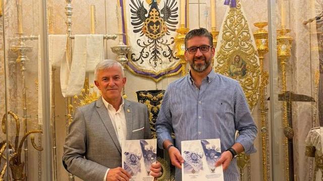 Firma del contrato entre la Misericordia y la Coronación de Campillos.
