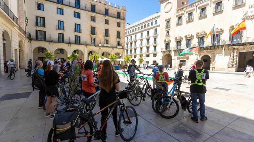 Así ha sido la protesta en apoyo al pueblo palestino en Alicante