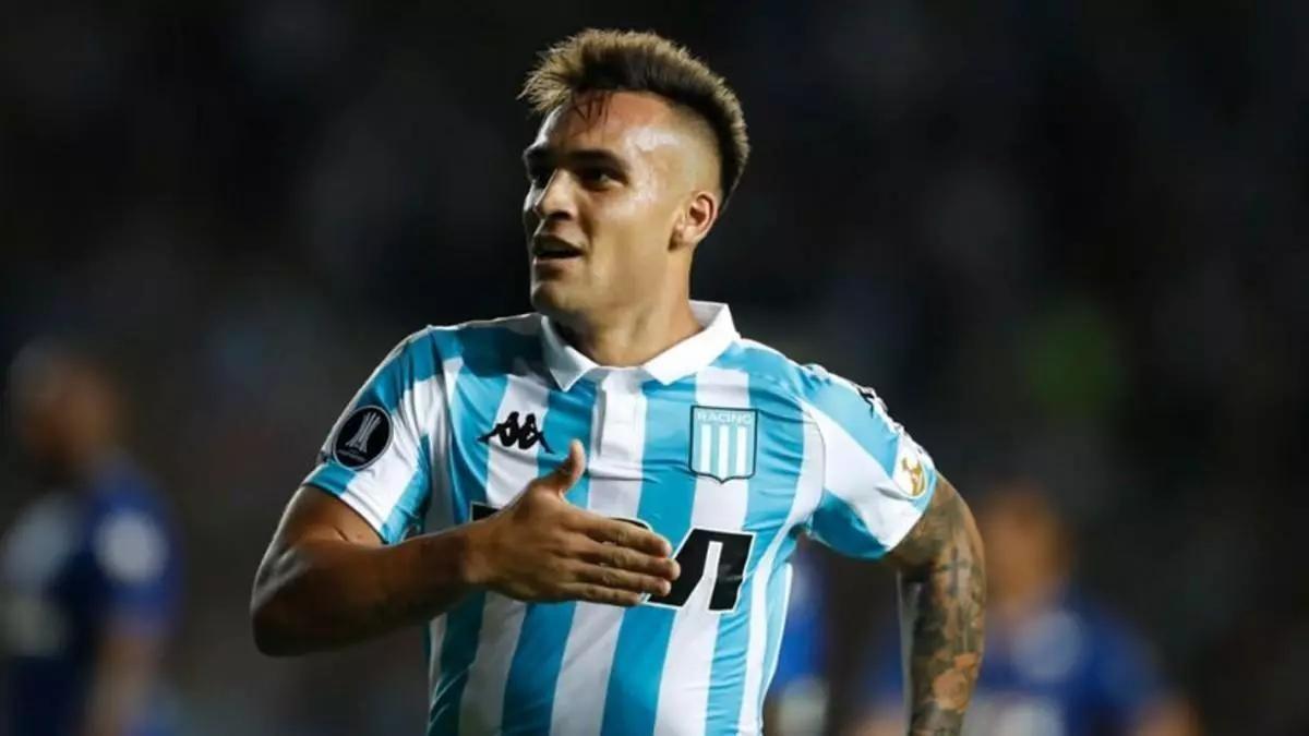 Lautaro Martínez, en su etapa como jugador del Racing de Avellaneda.