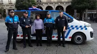 La Policía Municipal de Zamora presenta su nuevo furgón de atestados