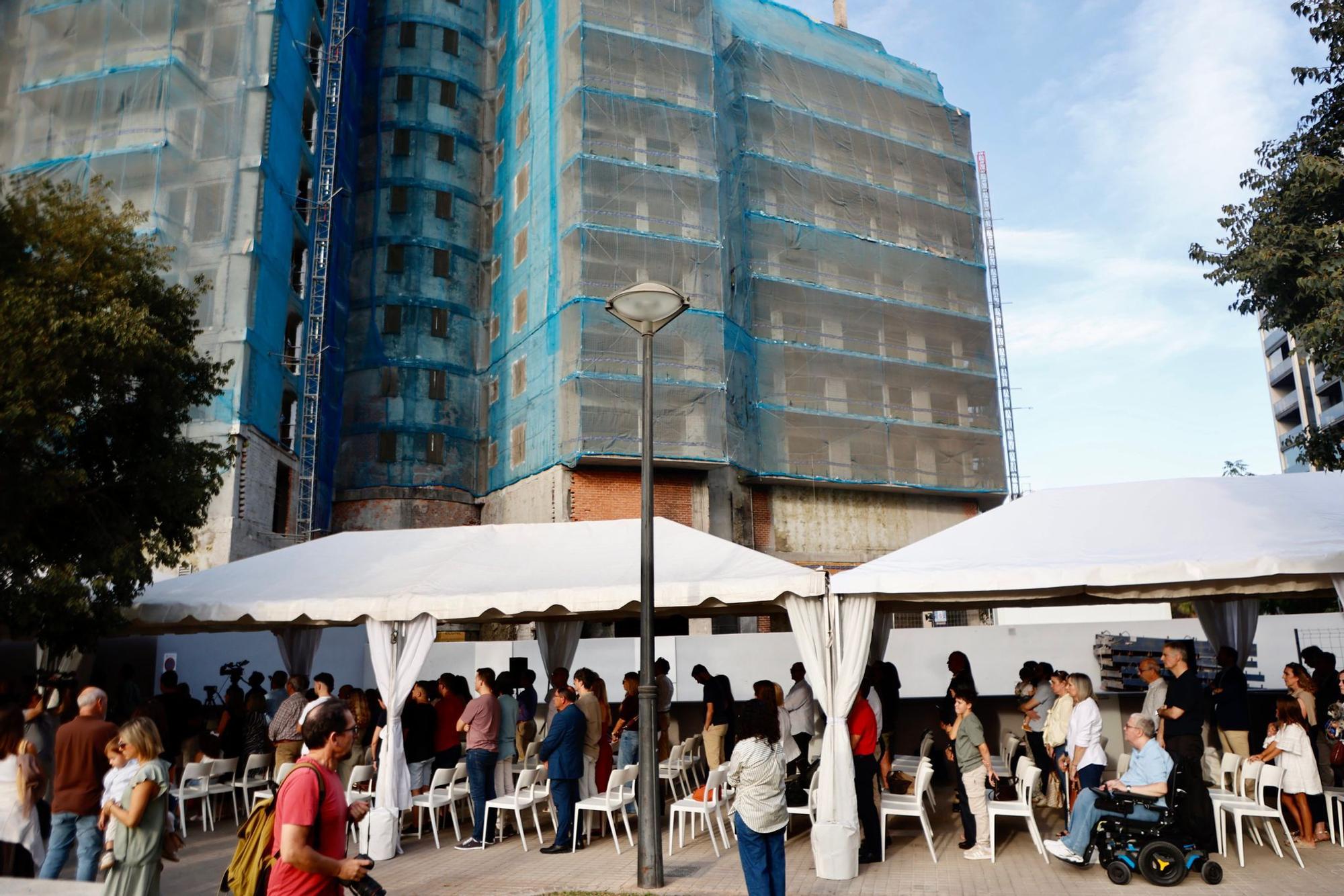 Primera piedra del edificio de Campanar