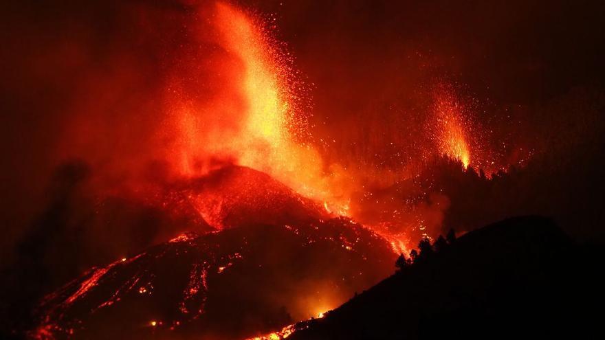 Creix un 50% la zona afectada per l&#039;erupció del volcà de la Palma