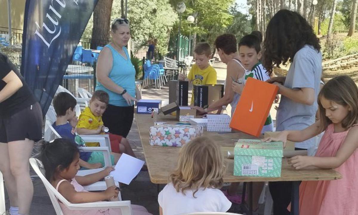 El proyecto ‘Crecer’ refuerza la creatividad de los niños.  | SERVICIO ESPECIAL