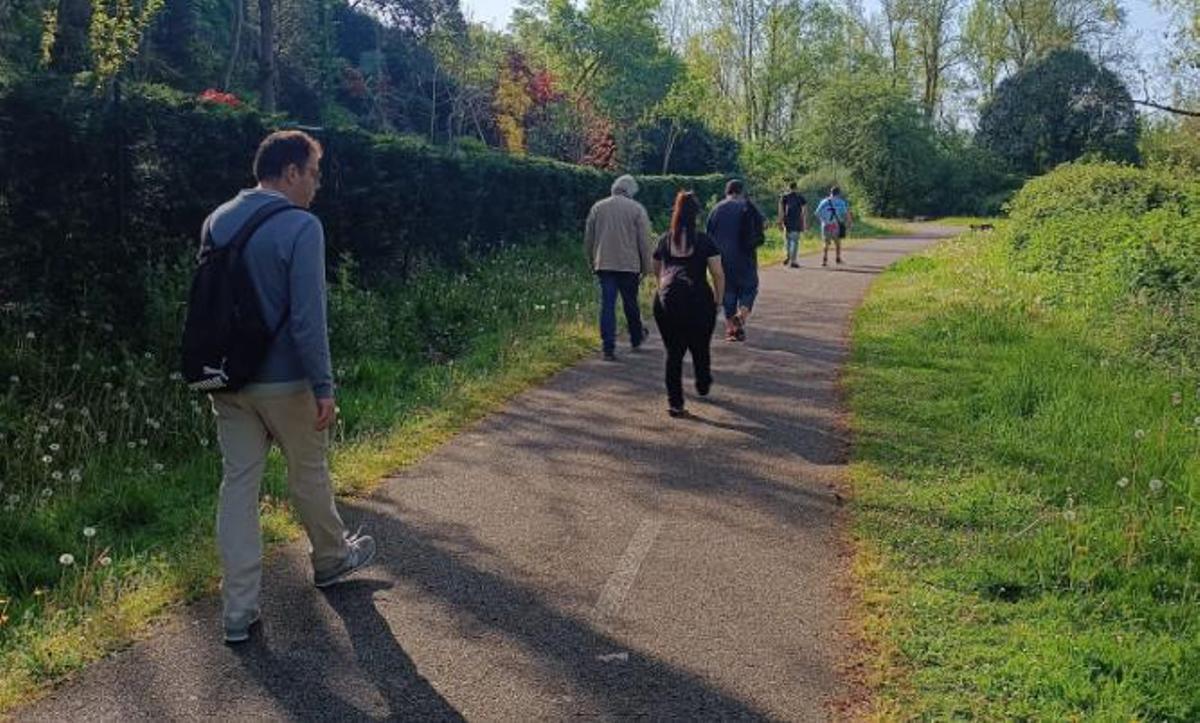 Los usuarios durante una de las caminatas.