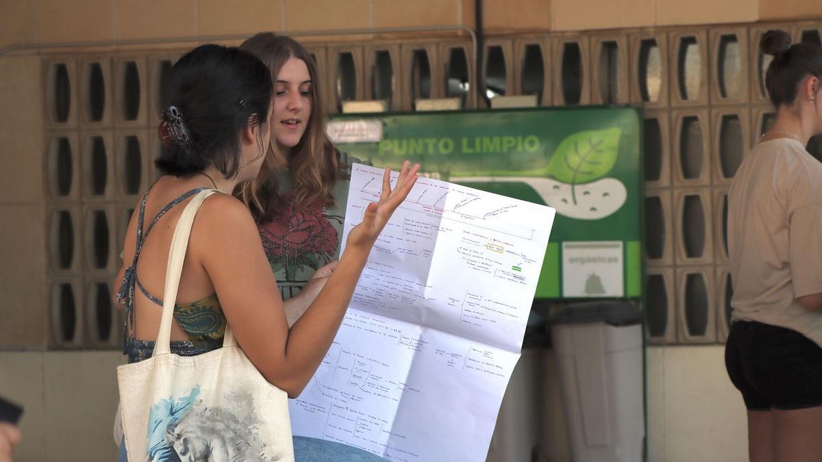 Resuelto el examen de Matemáticas II de la Selectividad en Andalucía