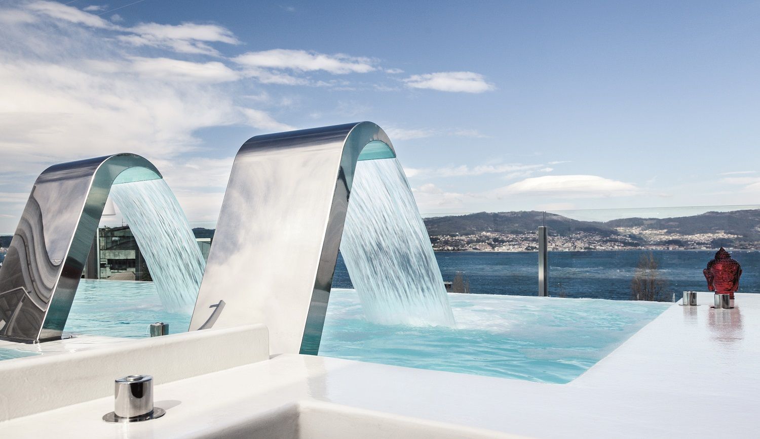 Piscina Skyline del Gran Hotel Nagari.