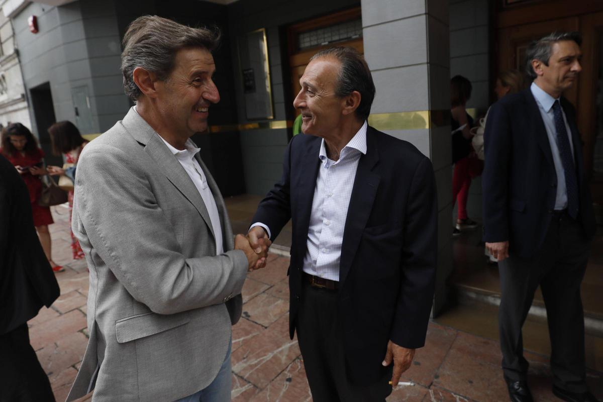 EN IMÁGENES: así fue el sentido homenaje a Guillermo García-Alcalde en la Sociedad Filarmónica de Oviedo