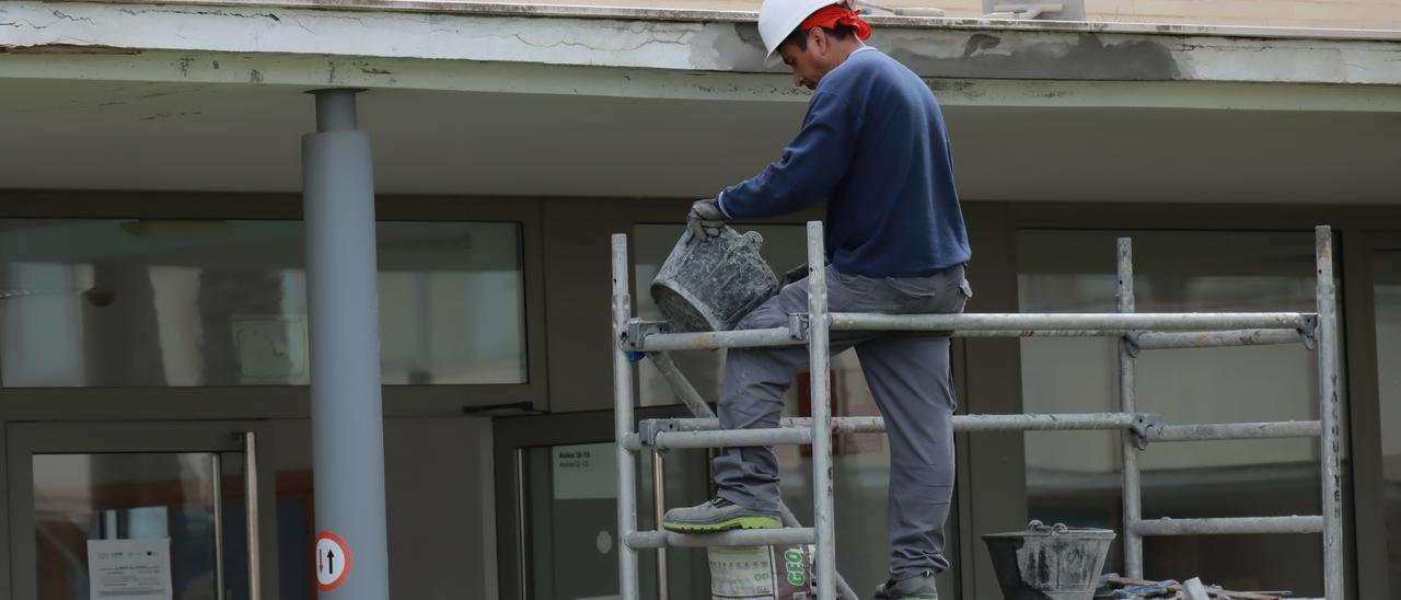 La construcción, junto al comercio y la industria, es uno de los sectores con mayor dinamismo en la provincia.