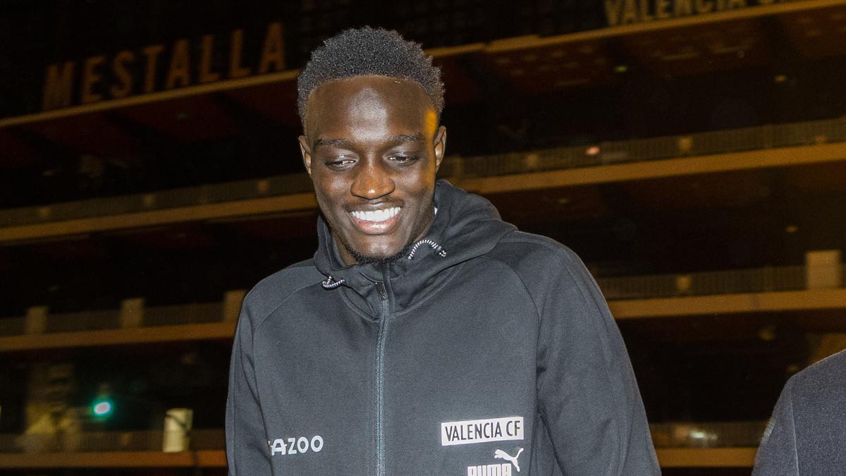 Mouctar Diakhaby sale de Mestalla tras renovar con el Valencia CF