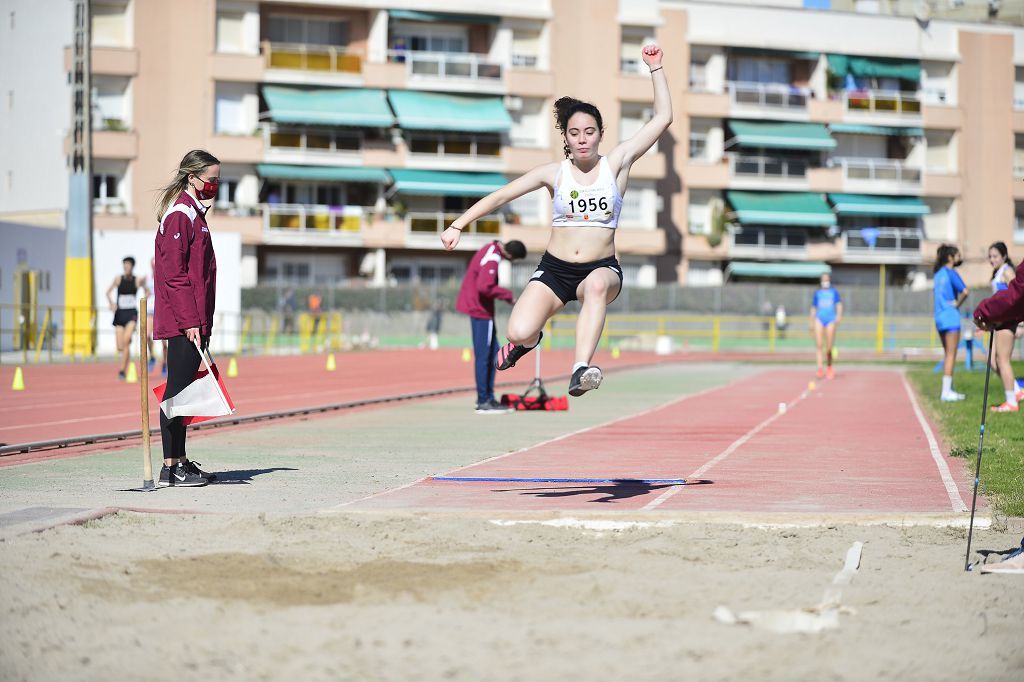 Pruebas de atletismo nacional en la pista de atletismo de Cartagena este domingo