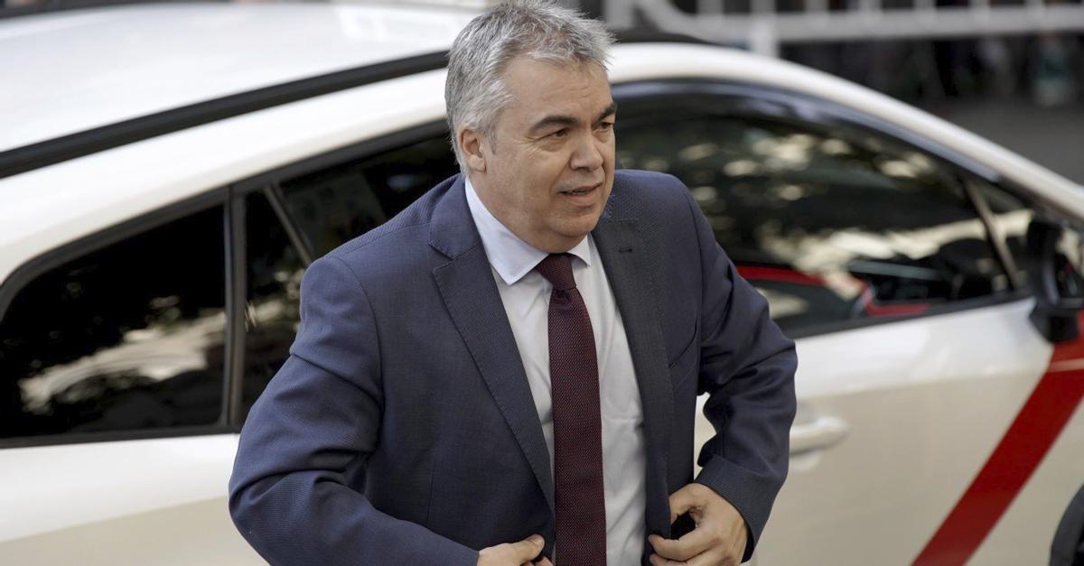 El jutge requereix correus, registre d’entrades i dades de viatges