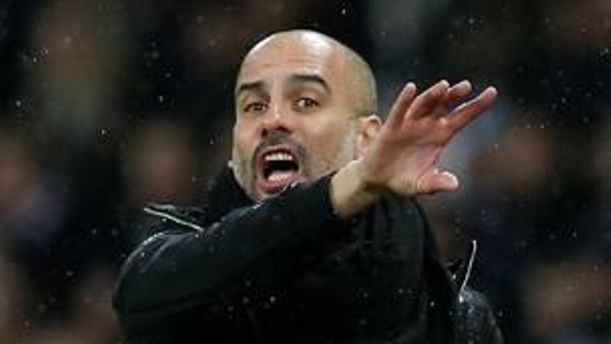 Guardiola donant instruccions