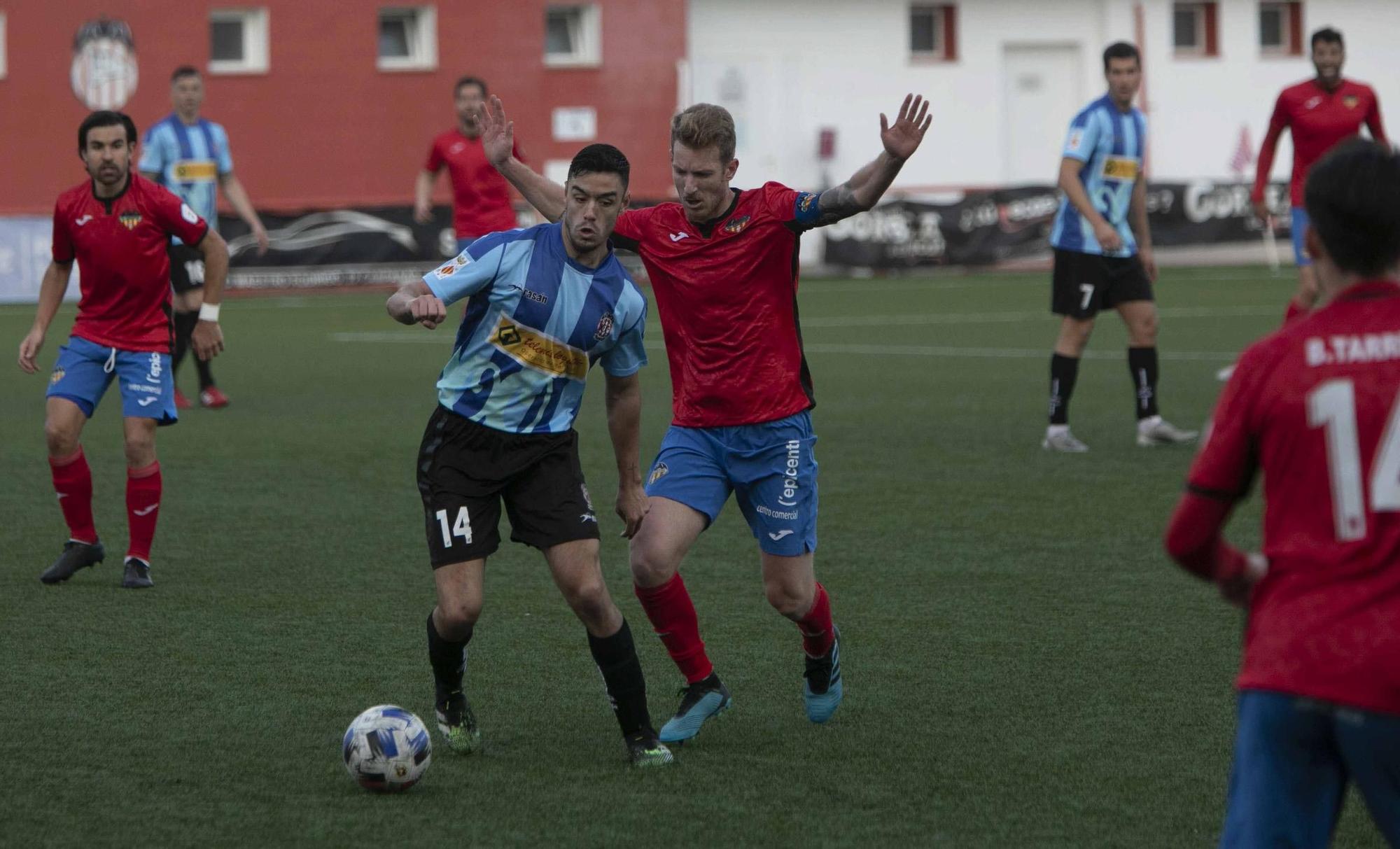 Empate entre el Atlético Saguntino y el CD Acero, en un inusual  derbi, con el Saguntino como local en el Fornás.