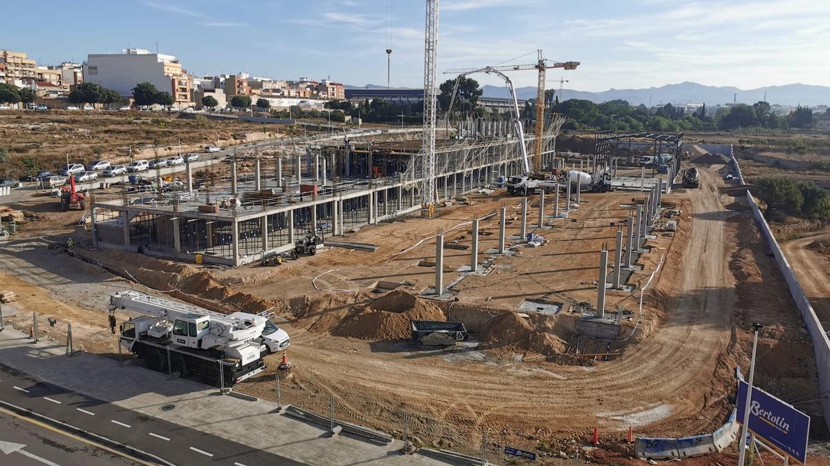 Obras del IES Camp de Túria en Llíria.