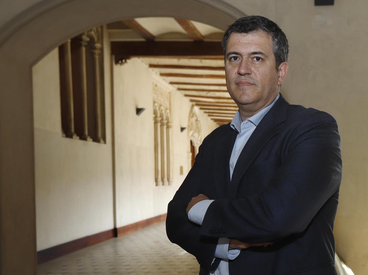 Joaquín Palacín en las Cortes de Aragón.