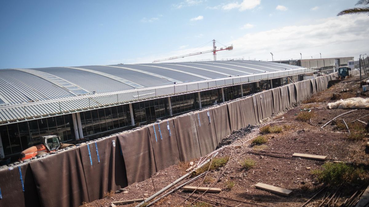 Obras en el aeropuerto Tenerife Sur.