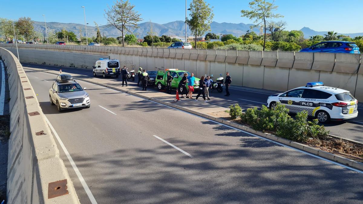 Imagen de la vía cortada tras el accidente