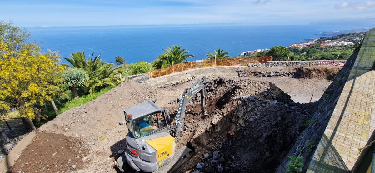 Obras piscina de El Tanque