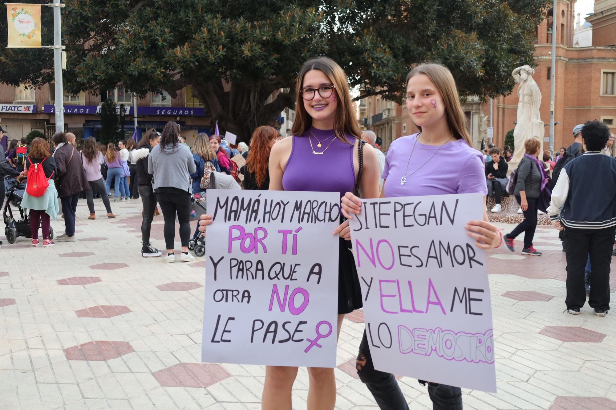 Las mejores imágenes de la manifestación del 8-M en Castellón