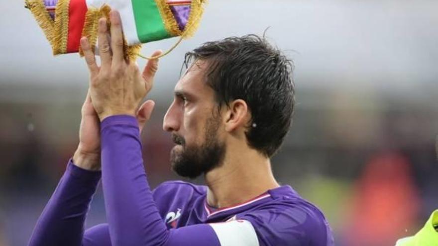 Davide Astori, en un reciente partido con la Fiorentina.