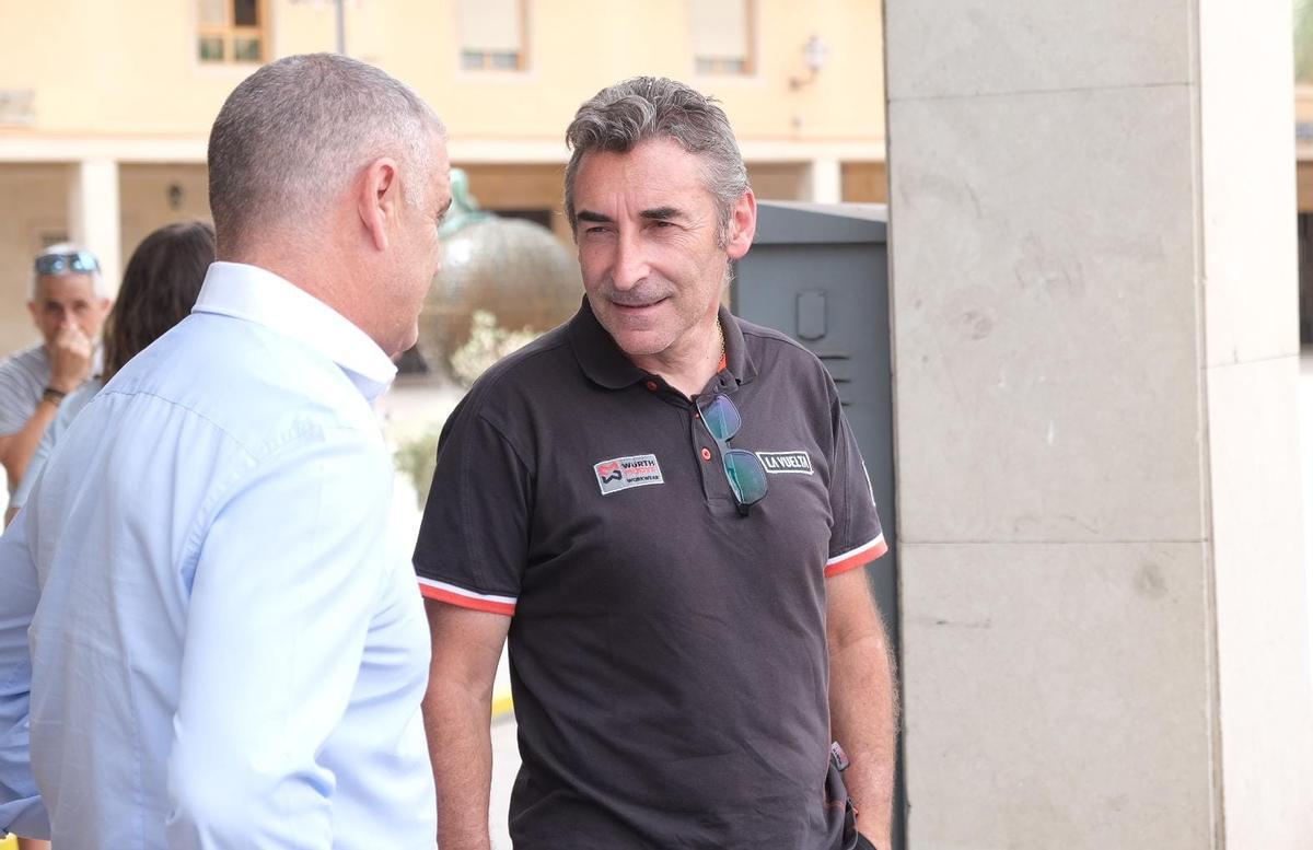 El director técnico de la Vuelta, Fernando Escartín, en Elche.