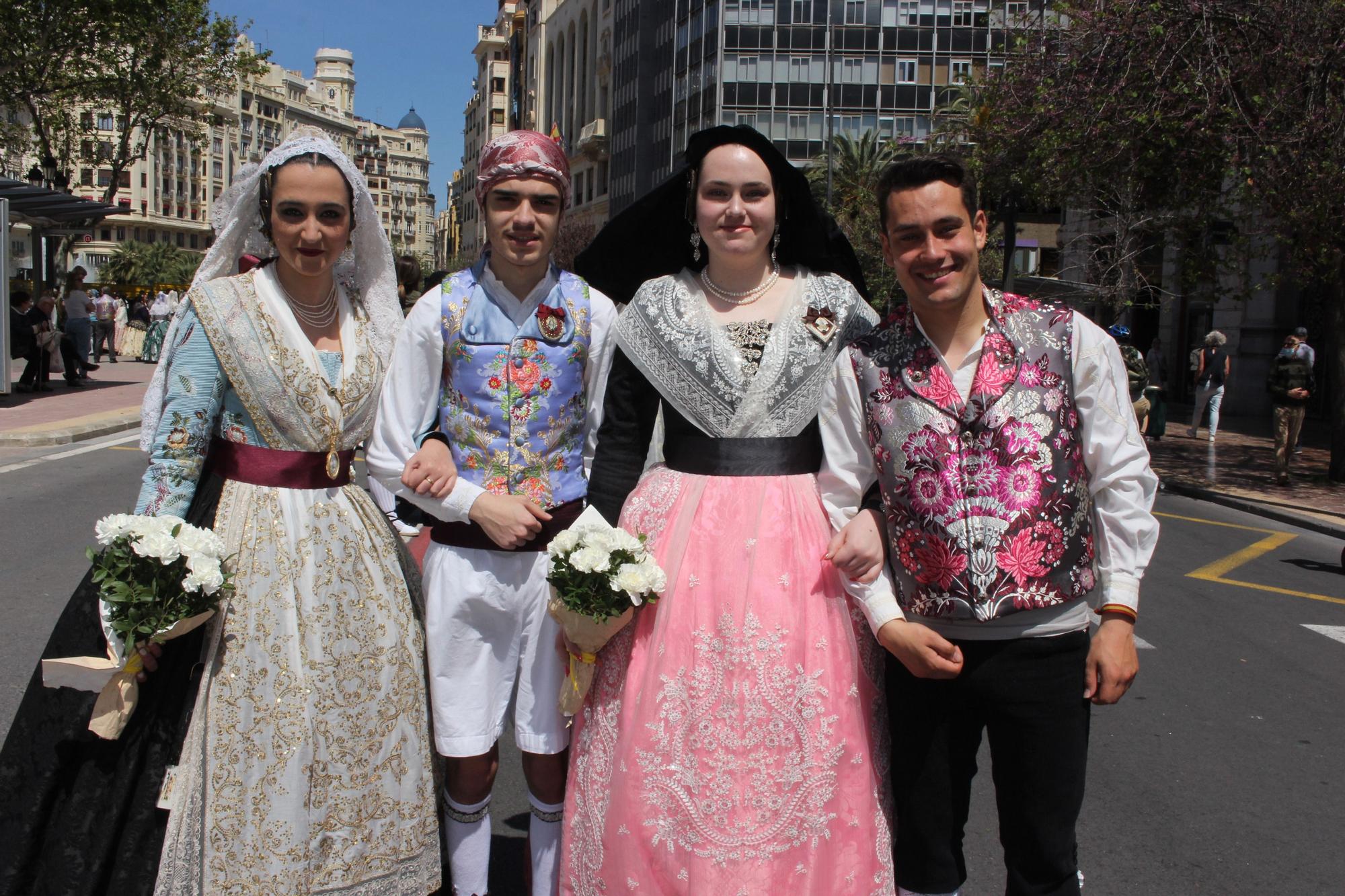 El desfile de falleras mayores en la Ofrenda a San Vicente Ferrer