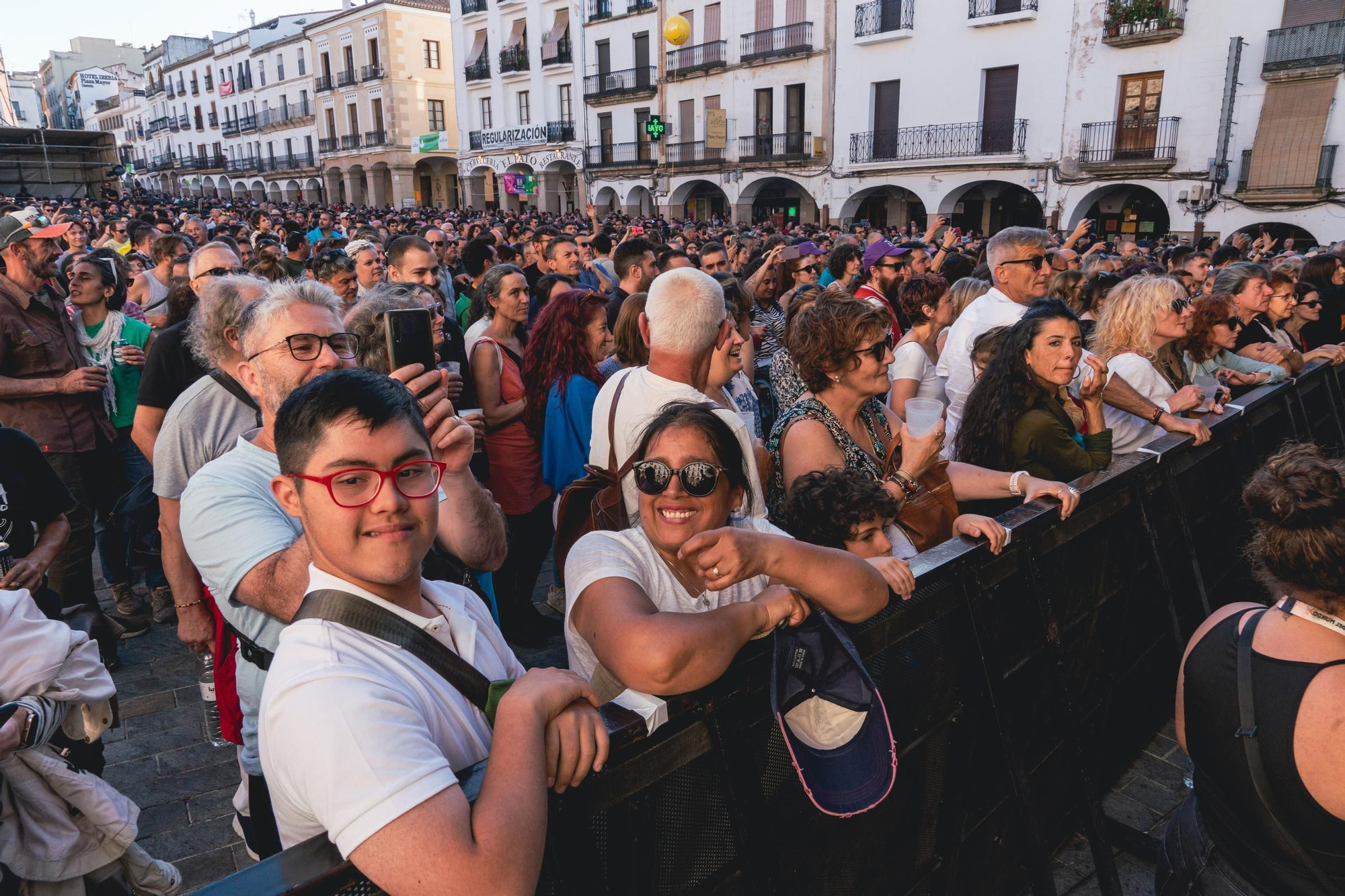 FOTOGALERÍA | Las imágenes del sábado de Womad en Cáceres