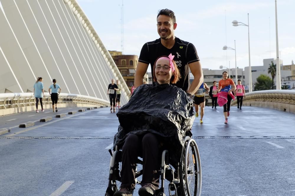 Las mejores imágenes de la carrera València Contra el Cáncer