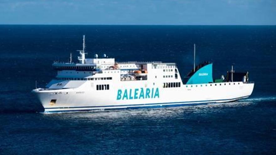 El ferry «Nápoles», uno de los que ha adquirido Baleària.