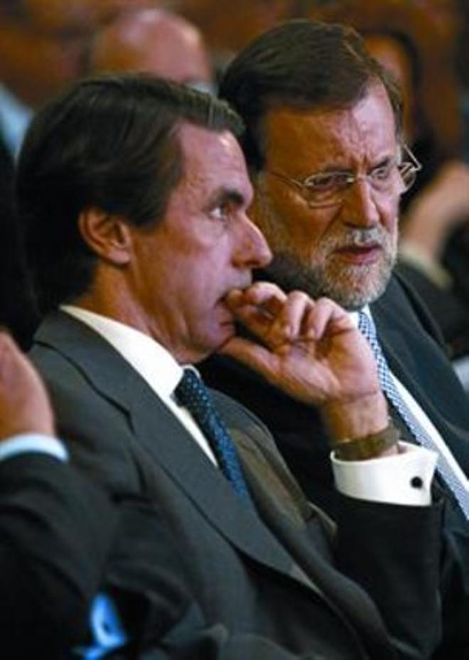 José María Aznar y Mariano Rajoy, en octubre del año pasado, en un acto de la fundación FAES.