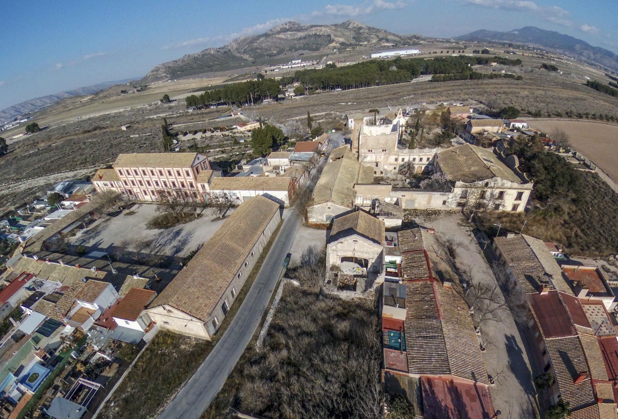 Conoce el pueblo de "L ´Alqueria Blanca". La Colonia Santa Eulalia