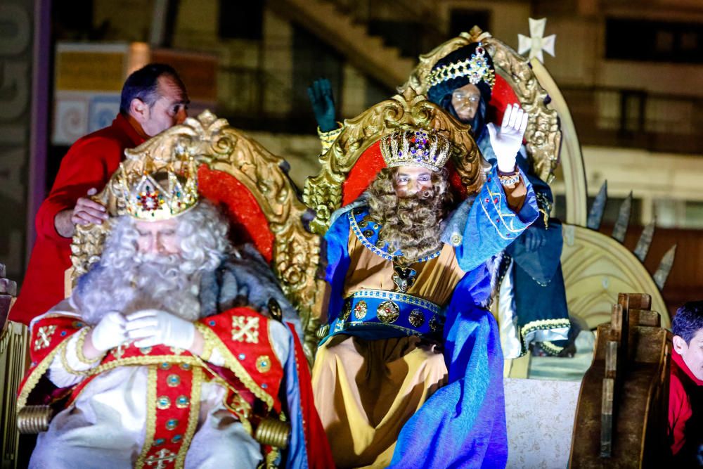 Benidorm aclama a los Reyes Magos.