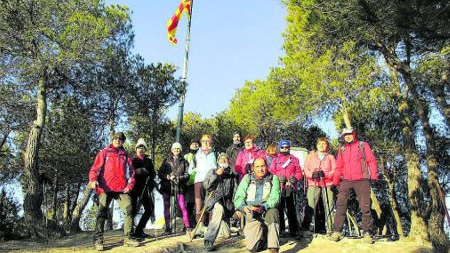 Tradicional sortida de la Colla Excursionista de Vilanova del Camí per la Festa de Sant Hilari  | ARXIU PARTICULAR