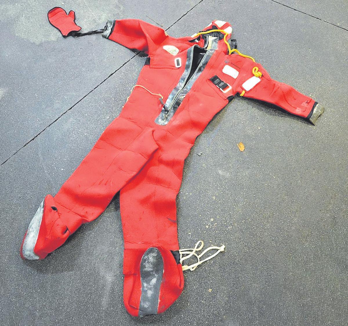 Traje de inmersión que utilizó el capitán del Villa de Pitanxo