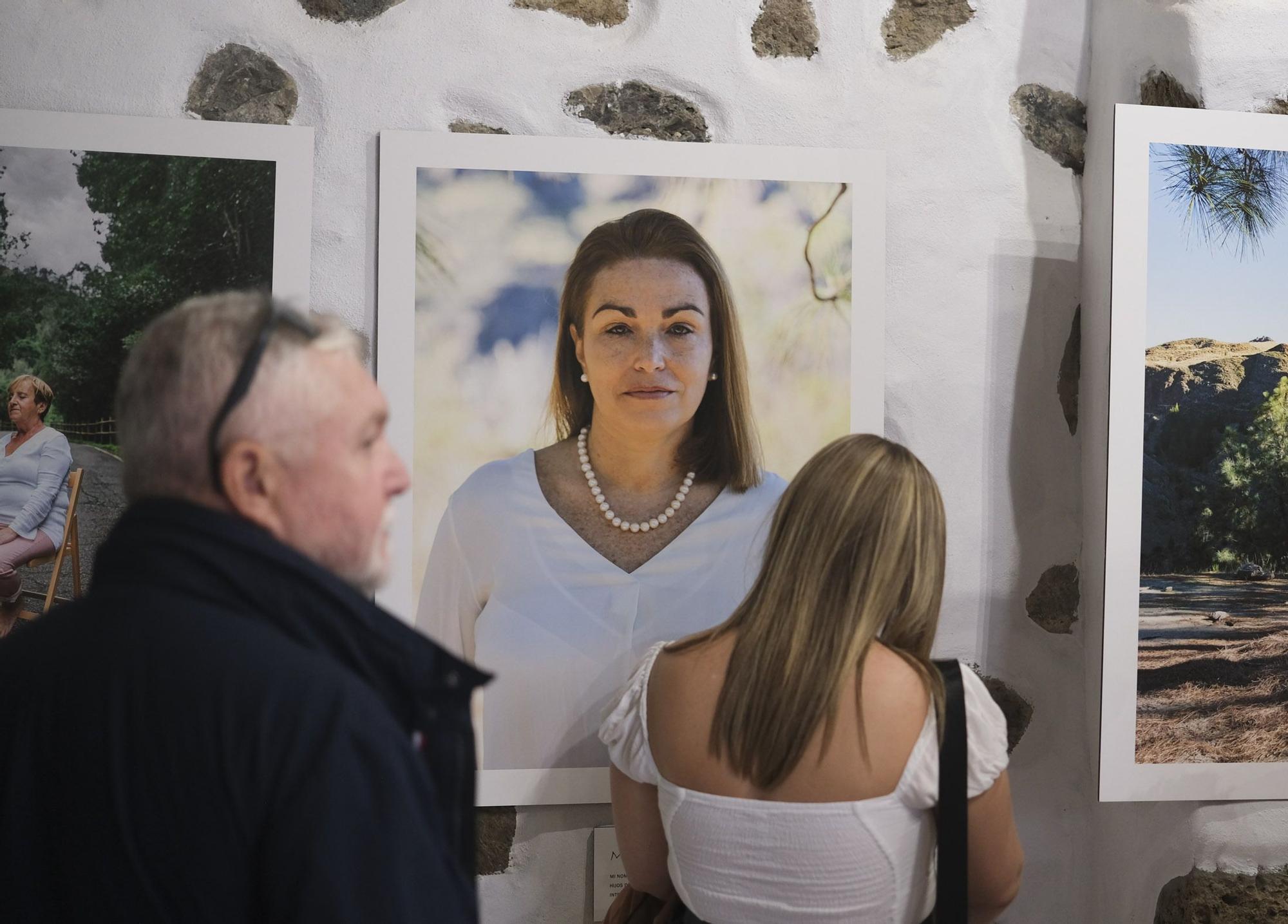 Exposición fotográfica 'Mi identidad' sobre mujeres cuidadoras