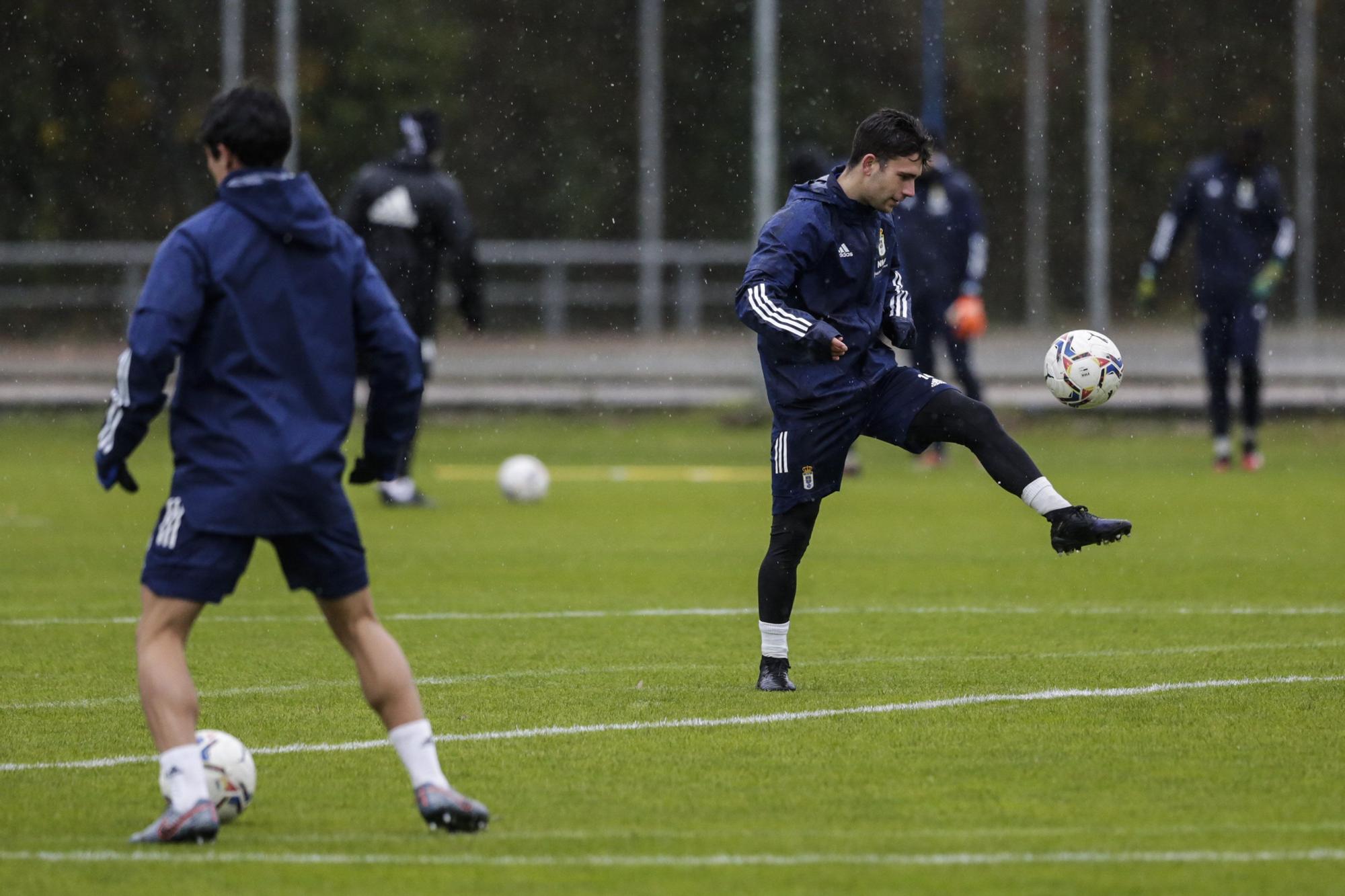 Entrenamiento del Oviedo tras empatar ante el Alcorcón