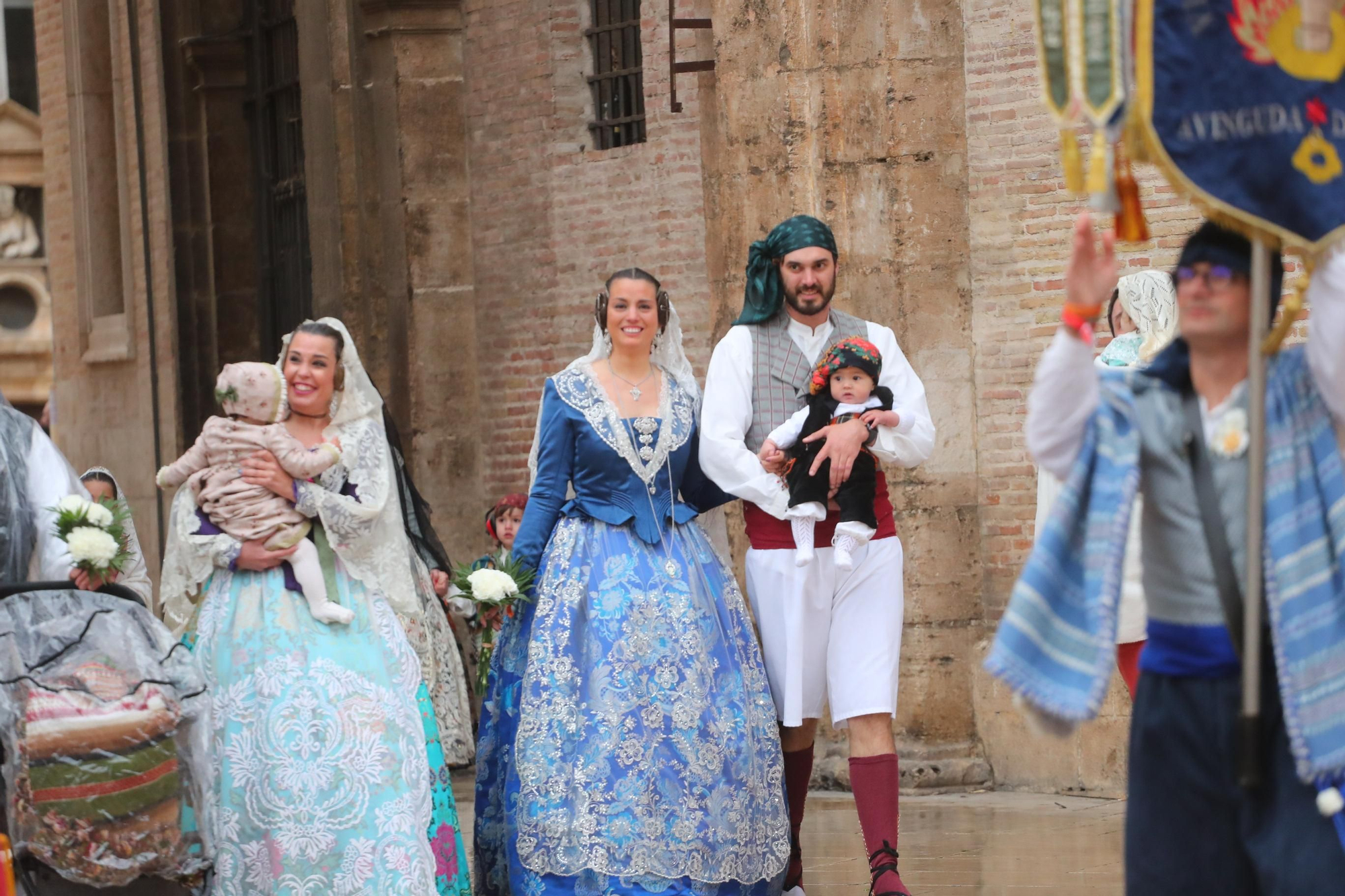 Búscate en el primer día de ofrenda por la calle de la Paz (entre las 17:00 a las 18:00 horas)