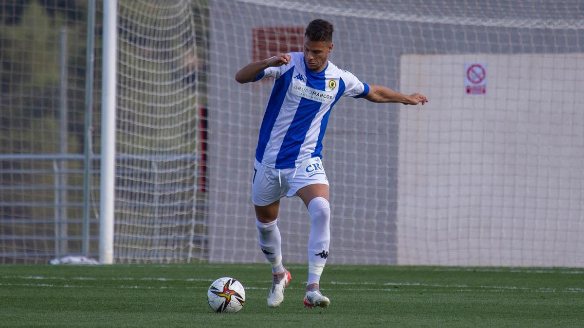 Tano Bonnín regresa al equipo debido a la baja por sanción de Diego Jiménez.