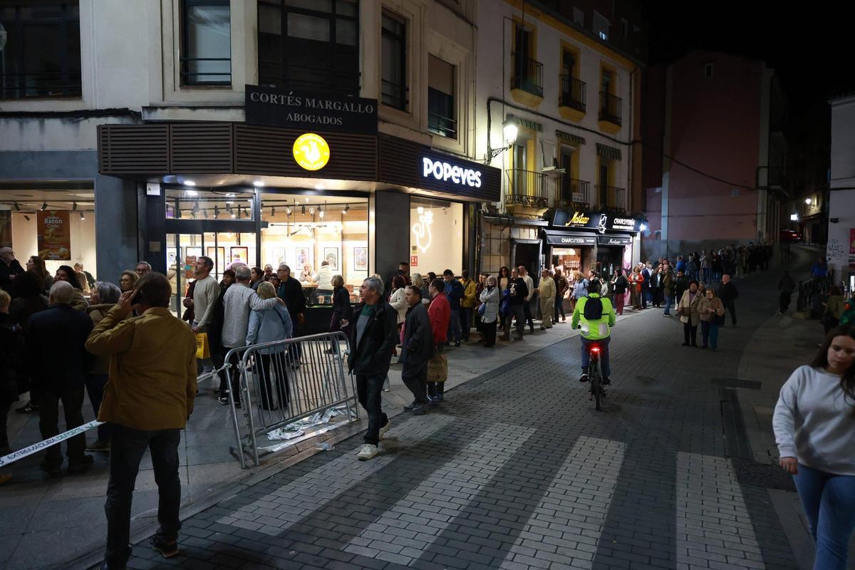 El Luis Pastor más sinfónico llena el Gran Teatro de Cáceres
