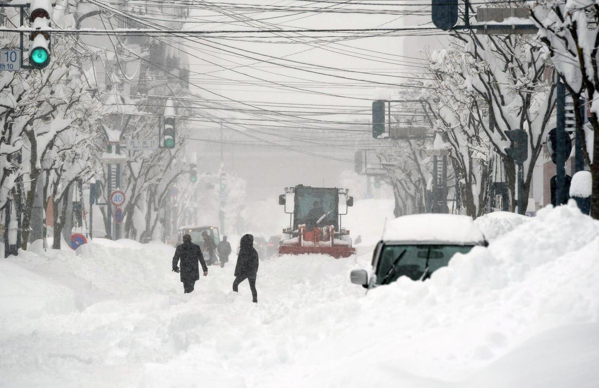 Al menos 30 muertos por las fuertes nevadas en Japón en las últimas dos semanas