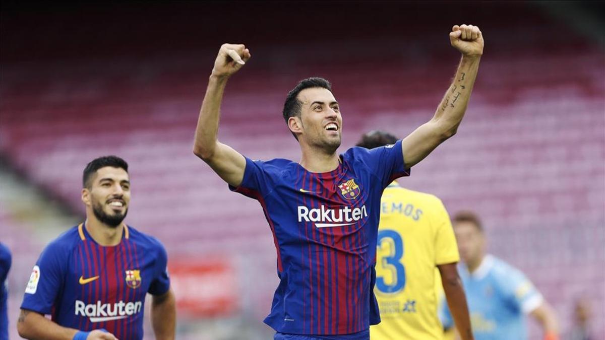 Busquets celebra el gol que abrió el marcador ante Las Palmas