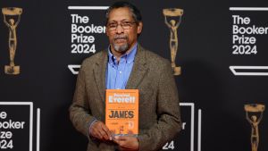 Percival Everett y Jason De León, de origen mexicano, ganan el National Book Award de EEUU