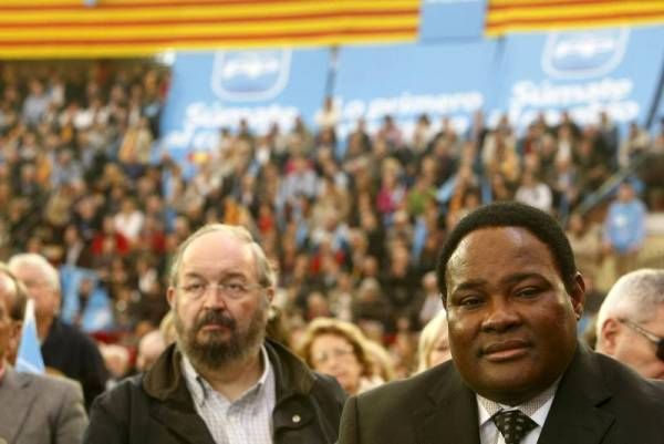 Las imágenes del mitin de la coalición PP-PAR en Zaragoza