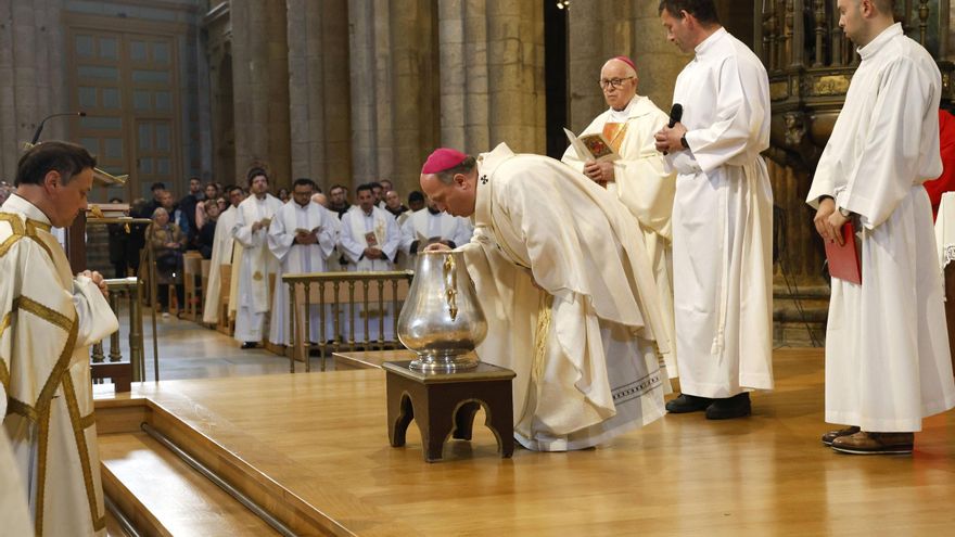 Así fue la Misa Crismal en la Catedral de Santiago